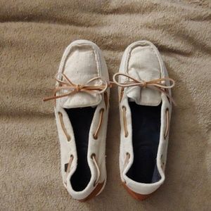 DONATED❤❤ Sperry canvas slip on boat shoes